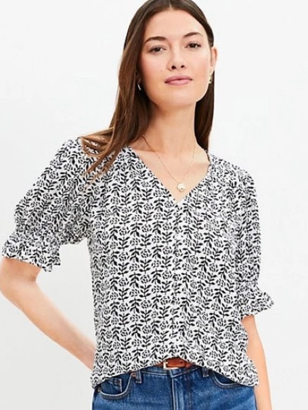 LOFT size XS Floral Puff Sleeve Mixed Media vneck blouse top button front